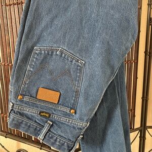 Wrangler Men's Relaxed Fit Denim Jeans